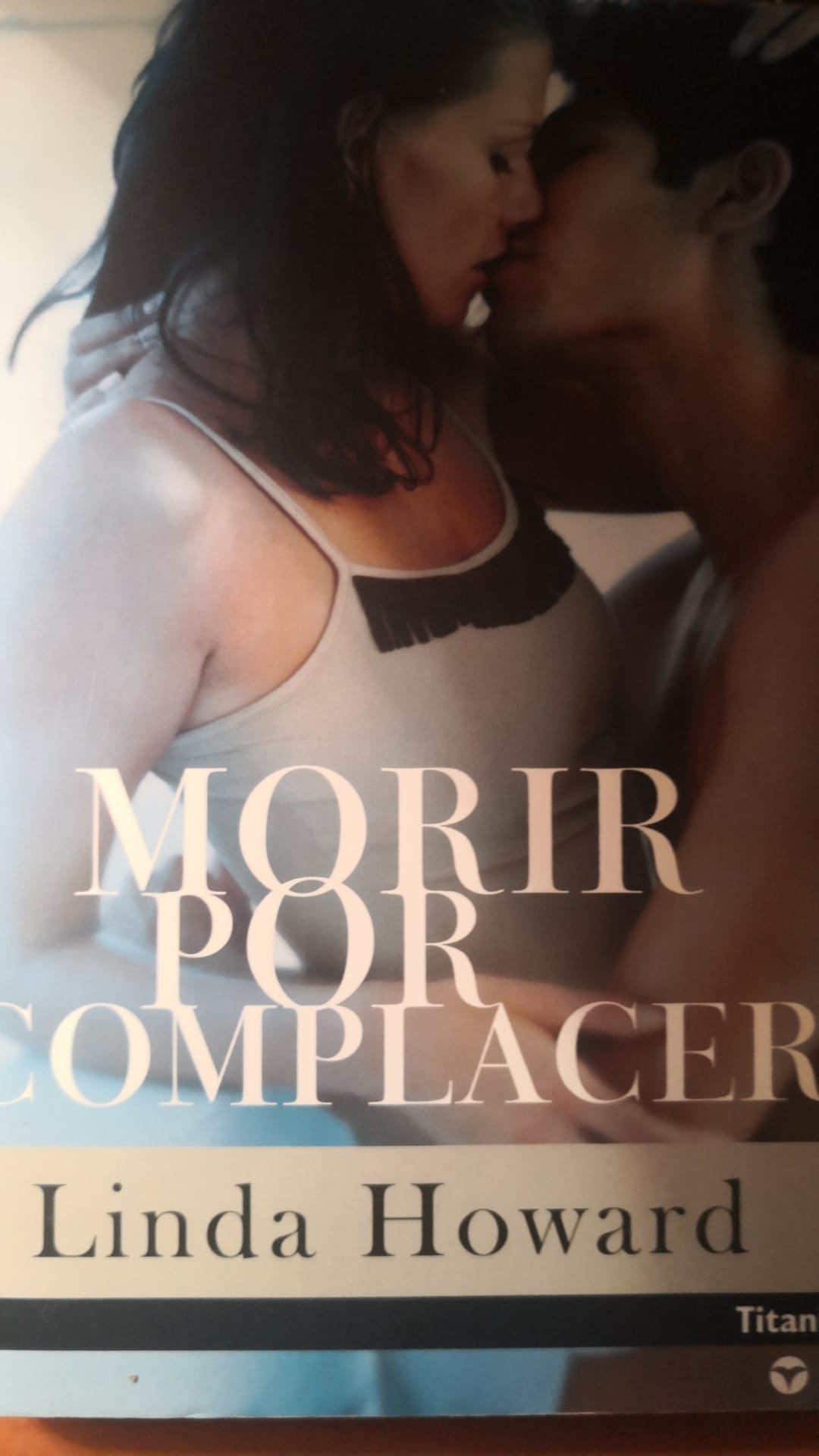 Morir por complacer LINDA HOWARD