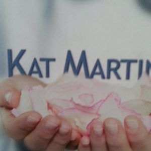 Esencia de rosas KAT MARTIN
