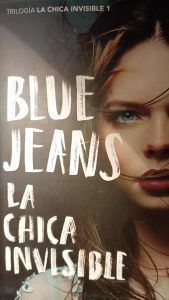 LA CHICA INVISIBLE BLUE JEANS