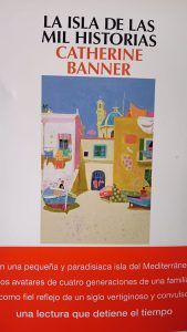 LA ISLA DE LAS MIL HISTORIAS Catherine Benner LA ISLA DE LAS MIL HISTORIAS Catherine Benner