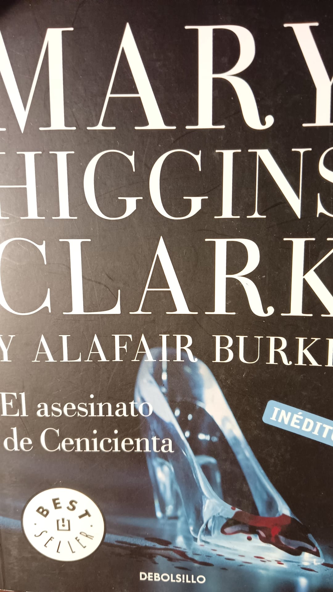EL ASESINATO DE CENICIENTA Mary Higgins Clark